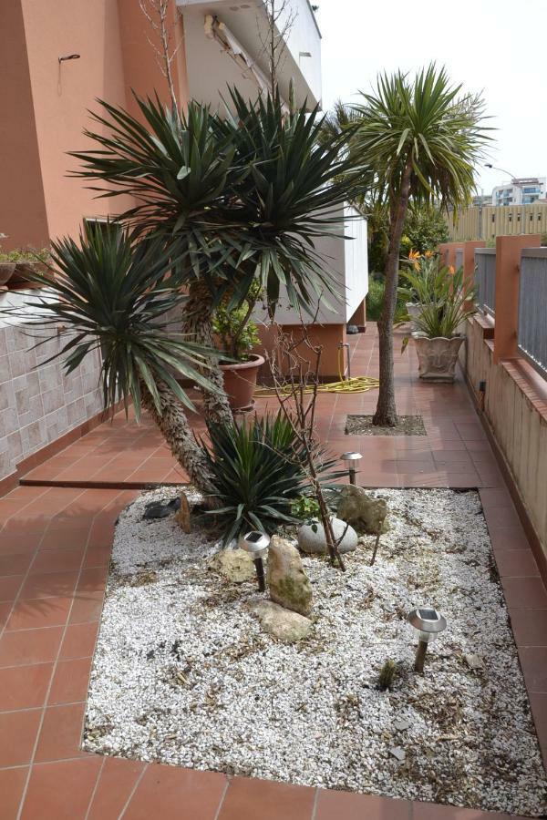 白沙滩住宿加早餐旅馆 阿尔盖罗 外观 照片